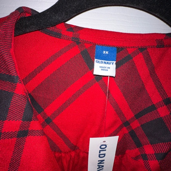 Old Navy Red Buffalo Check Crepe Button-Down Top – Women’s 3X - NWT - Picture 4 of 6
